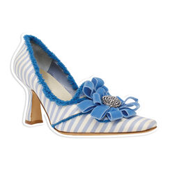 Mercy Artois shoe by Manolo Blahnik shaped postcard